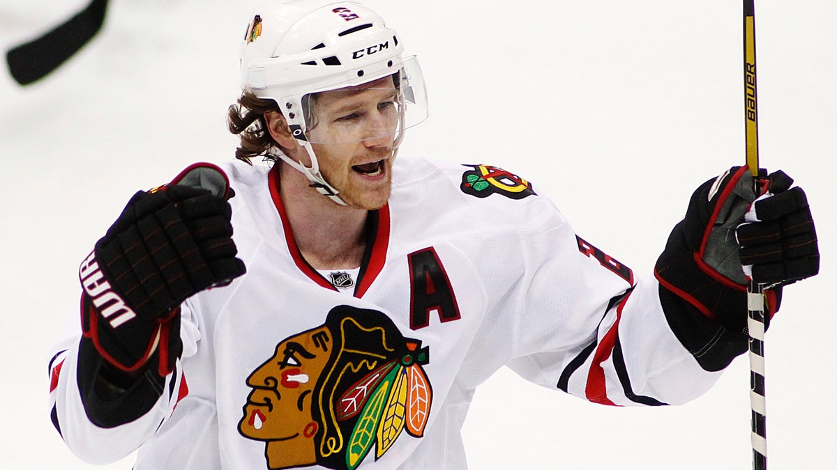 17154738-Blackhawks Wild Hockey