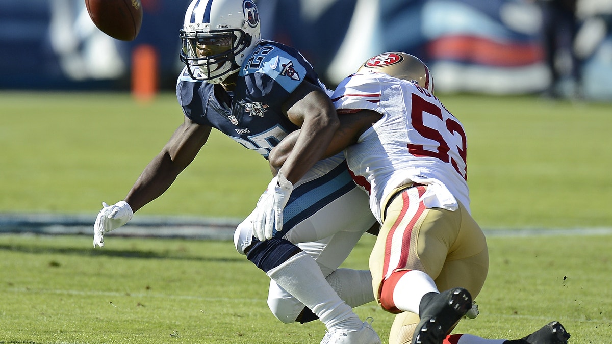 c996da27-49ers Titans Football