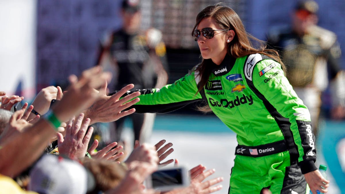 4f17d1c2-danica patrick ap