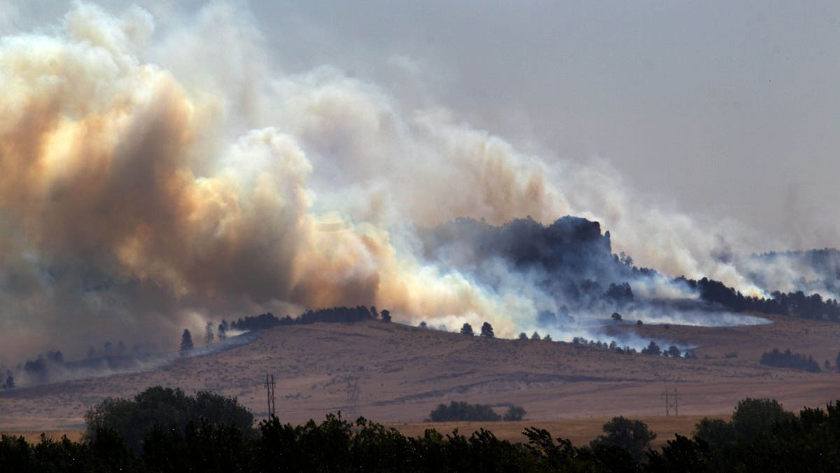 8a3244a7-APTOPIX Wildfires