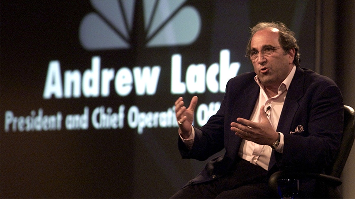 Andrew Lack, NBC's President and Chief Operating Officer, answers
questions from reporters during NBC's Summer Press Tour July 20, 2001,
in Pasadena, California.

AL/JP - RP2DRINKOOAA