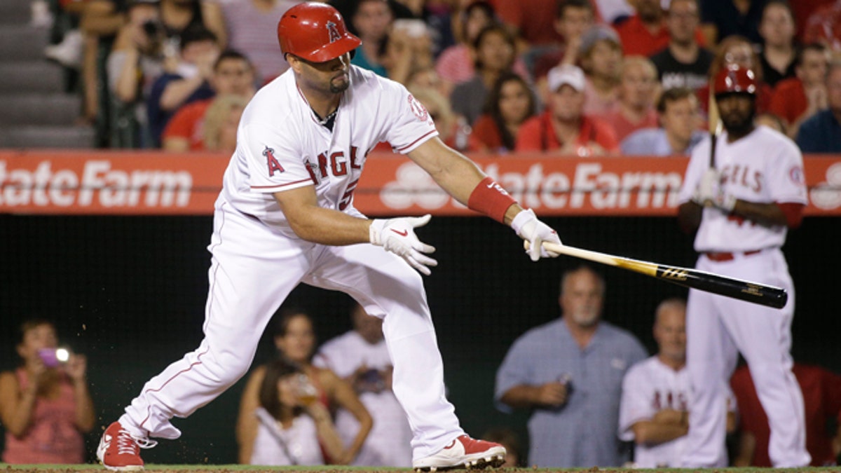 MLB Rumors: Albert Pujols Signs Retirement Papers, Officially Won't Return  in 2023, News, Scores, Highlights, Stats, and Rumors