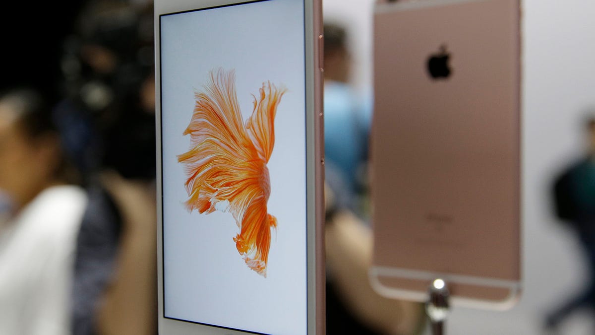 Digital Life Apple's New iPhones Review
