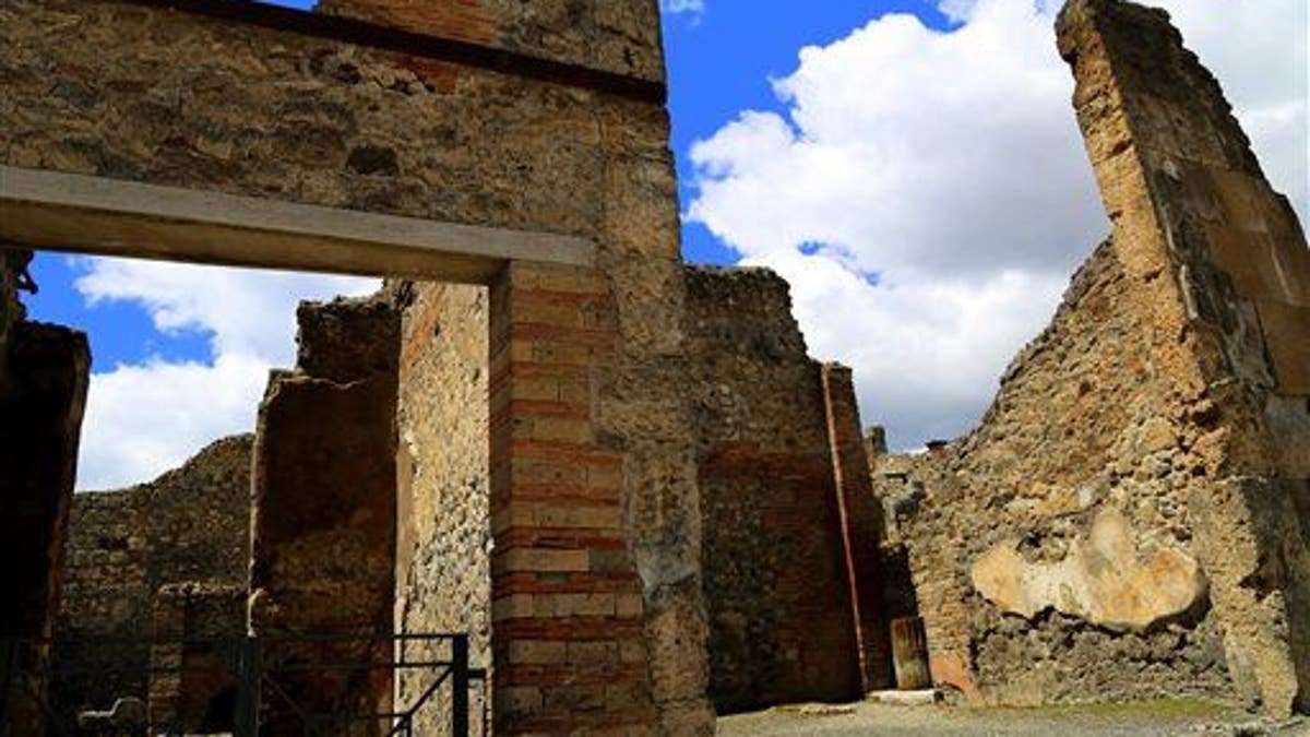 Travel-Trip-Perpetual Pompeii