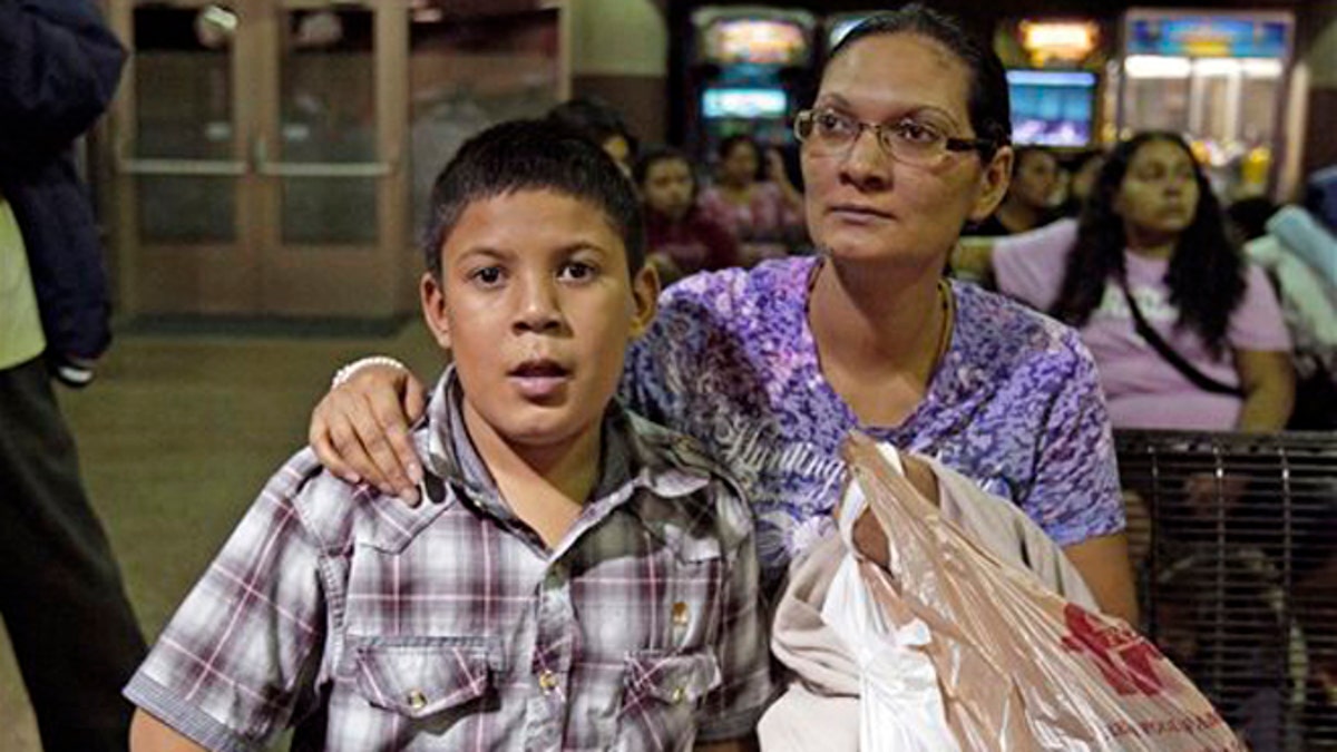 Arizona berupaya memperbaiki kondisi di pusat-pusat sementara yang menampung sejumlah anak migran tanpa pendamping