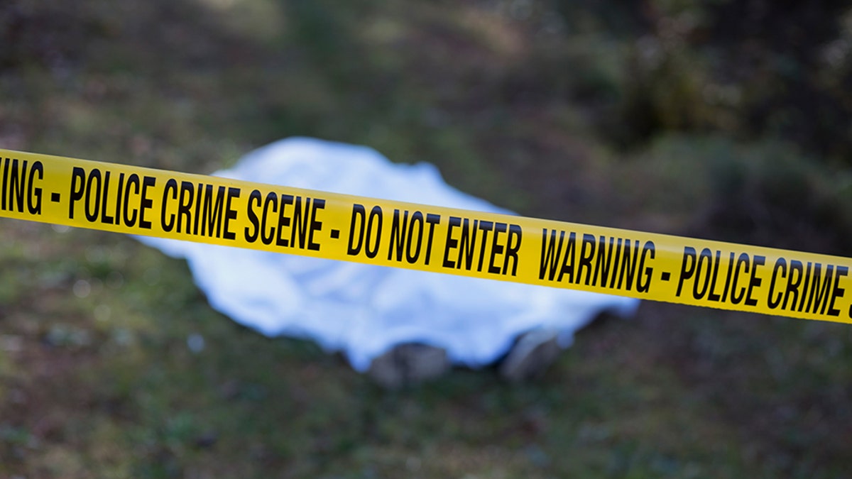 California Woman's Body Found Wrapped In Tarp, Stuffed In 'makeshift ...