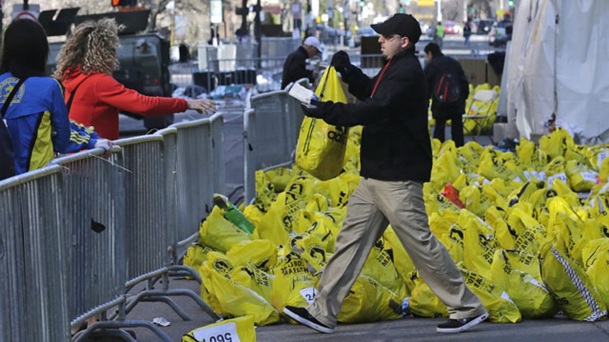 Boston Marathon memperkenalkan kebijakan ‘tanpa tas’ untuk balapan pertama sejak pengeboman