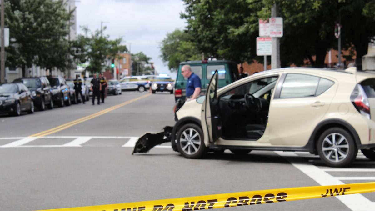 b68fd37f-3-Year-Old Boy Killed, 4-Year-Old Sister Injured in South Boston Crash