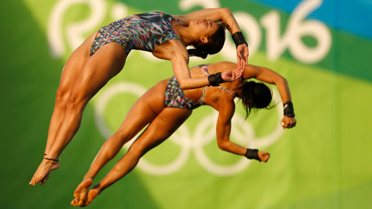 609484695MB00102_Diving_Oly