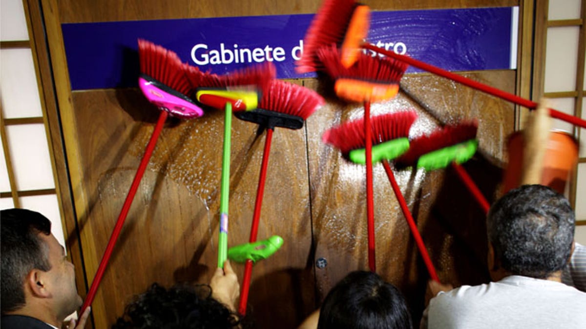 dbf837d3-APTOPIX Brazil Political Crisis