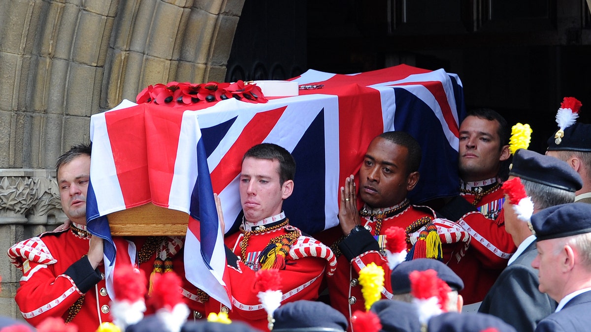 5c171b75-Britain Soldier Funeral