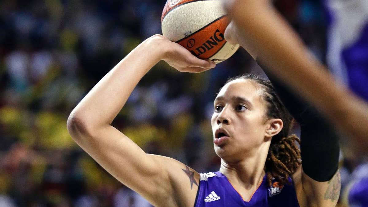 Brittney Griner Led Scoreboard In WNBA Return, But It Wasn't Enough To Stop  LA Sparks Blowout | LAist
