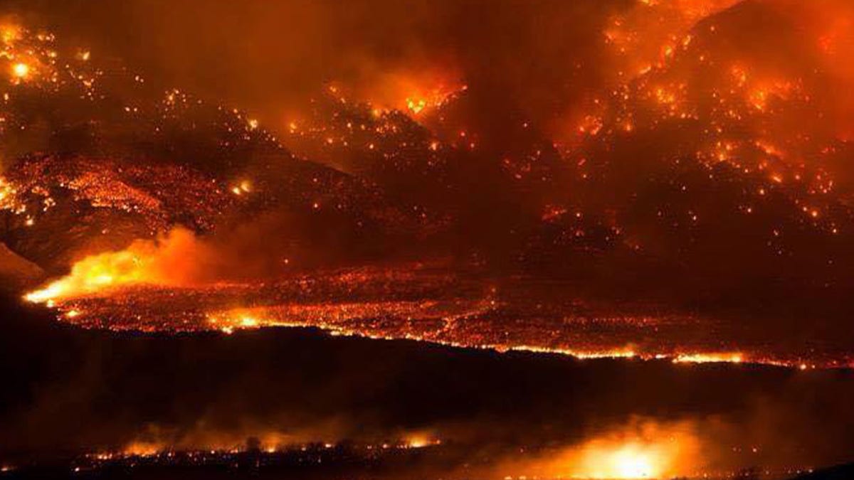 3c68f8f2-APTOPIX California Wildfire