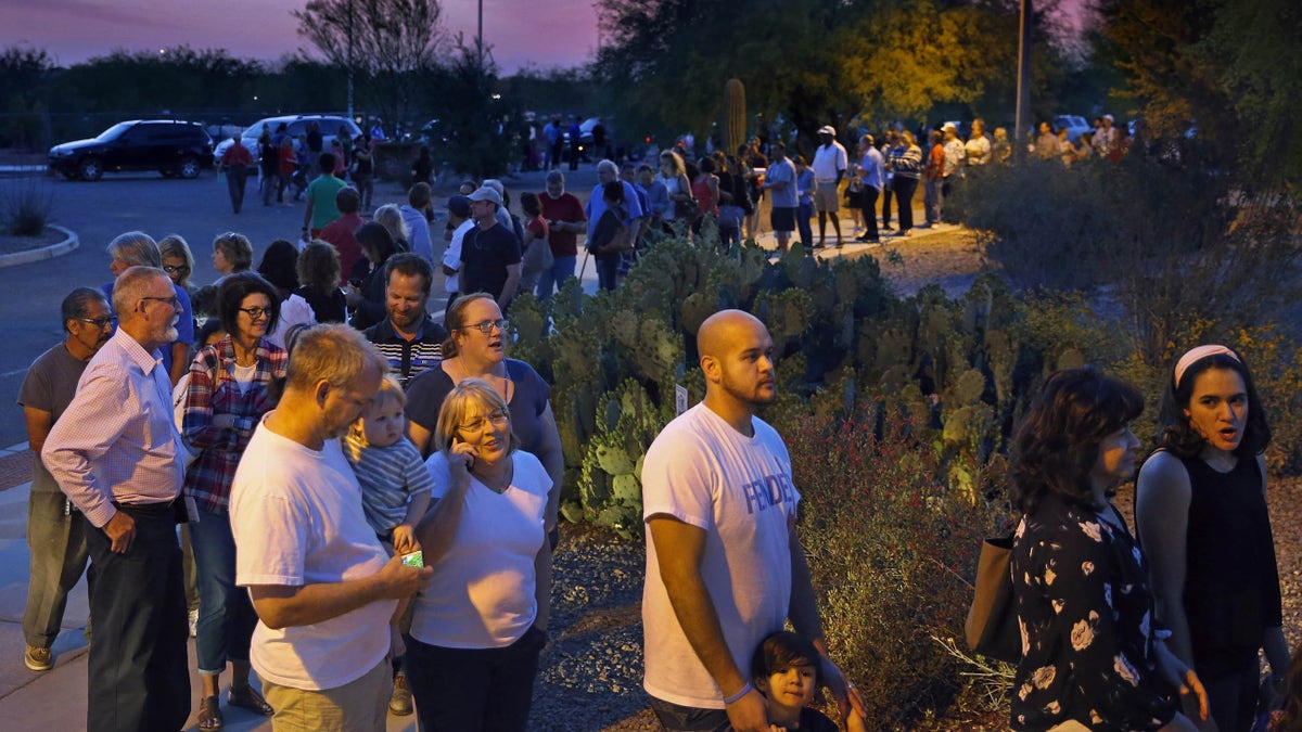 Campaign 2016 Long Lines