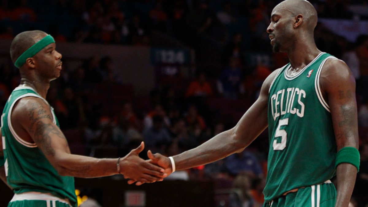 f9e183b1-Celtics Knicks Basketball
