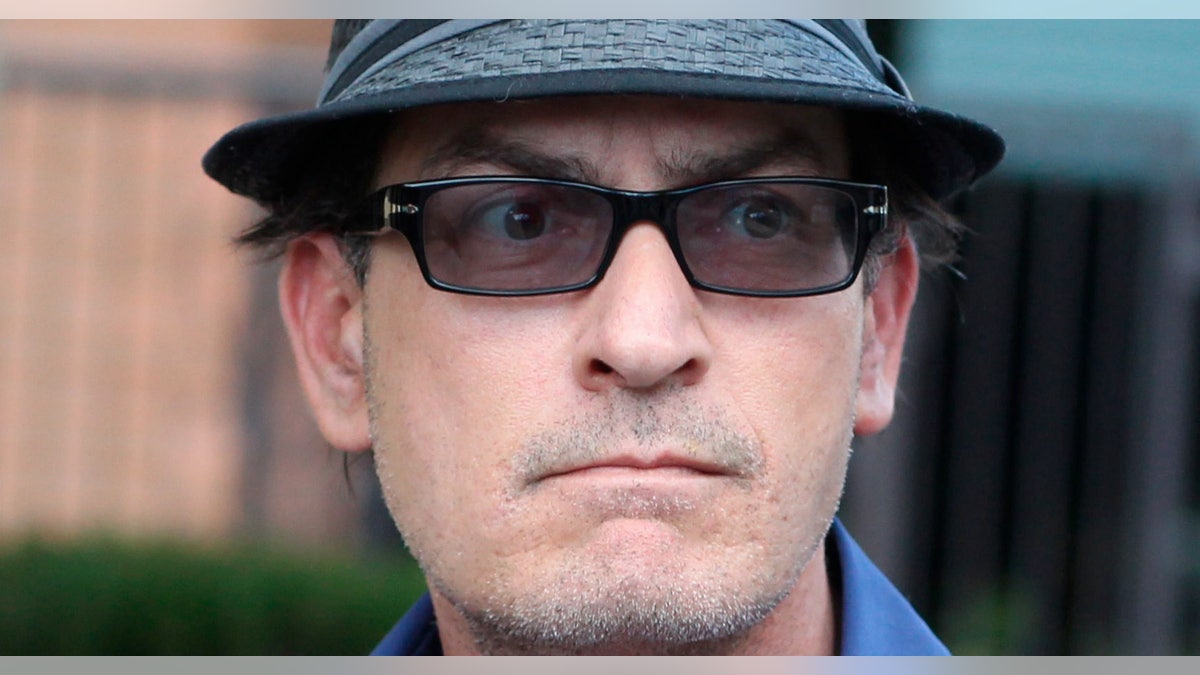 495565c4-Charlie Sheen