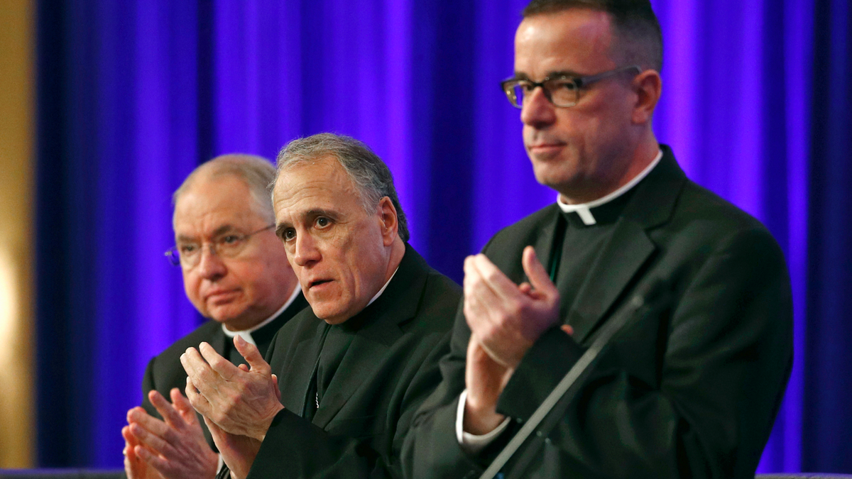 Kardinal Katolik mengutuk “kekuatan perpecahan” dan ketakutan