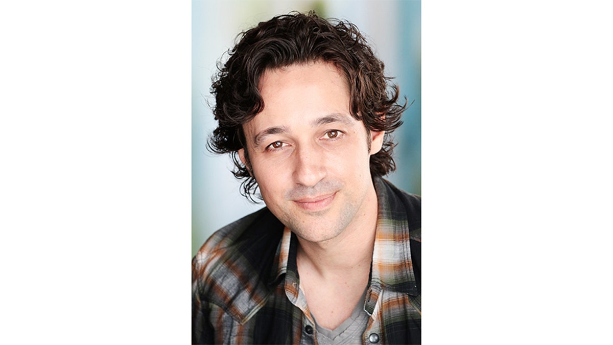 Thomas Ian Nicholas 2