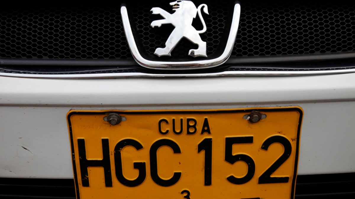 672c07c4-Cuba Pricey Cars