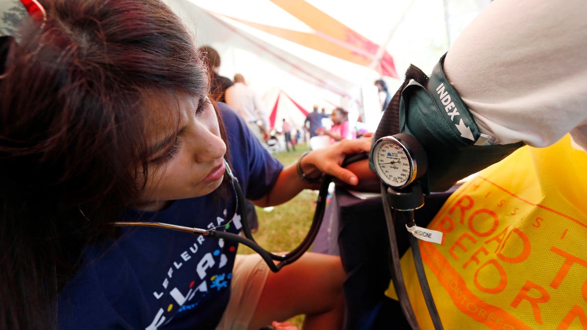 Penelitian menemukan bahwa perawatan tekanan darah yang dilakukan sendiri dapat mengalahkan penyakit MD