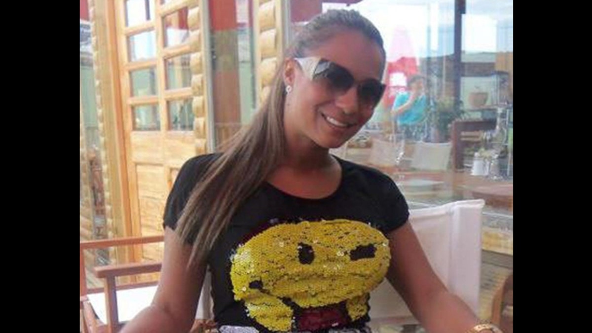 Playboy, Penawaran Penipu untuk Wanita di Pusat Skandal Seks Layanan Rahasia?