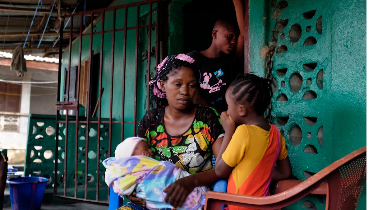 2de84620-Liberia Ebola No Chance to Say Goodbye