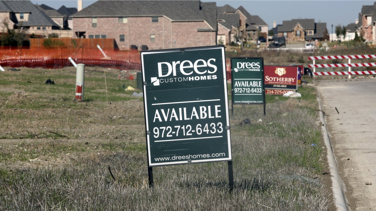 72584337BH007_housingstarts