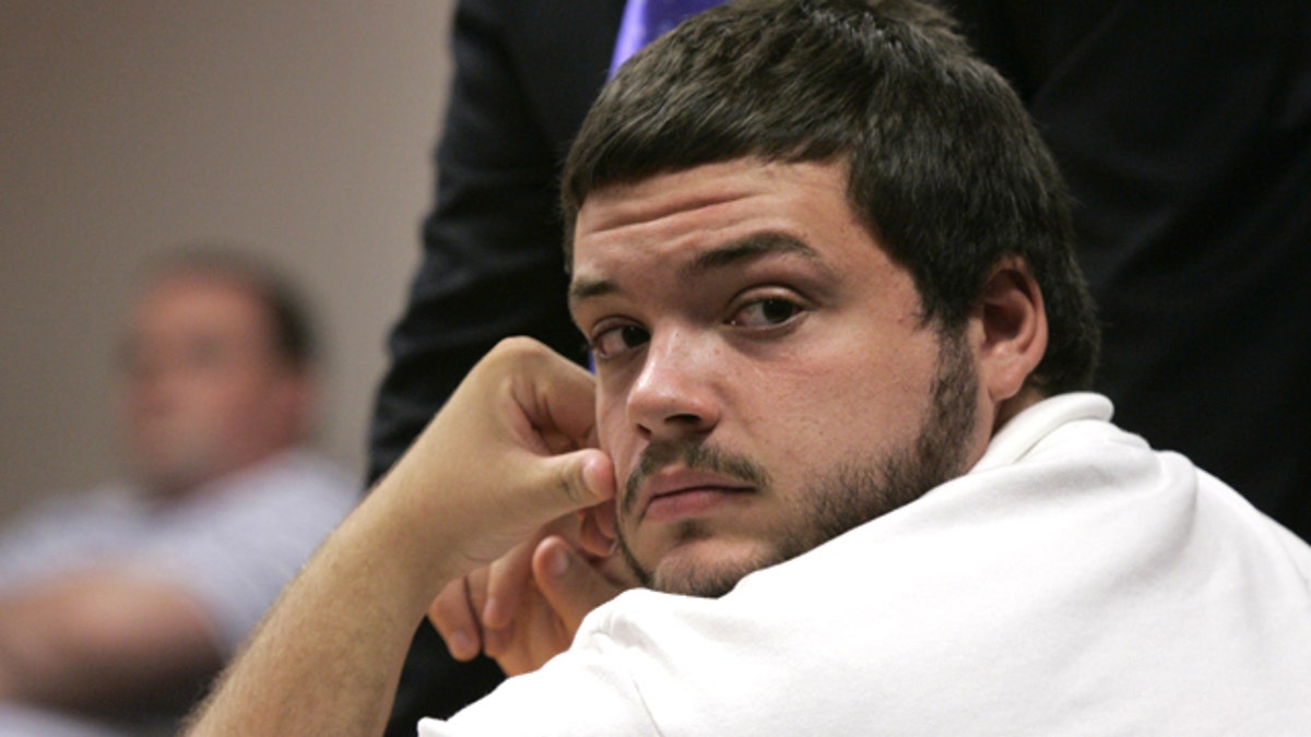 Ibu dinyatakan bersalah mencuri halaman Facebook putranya