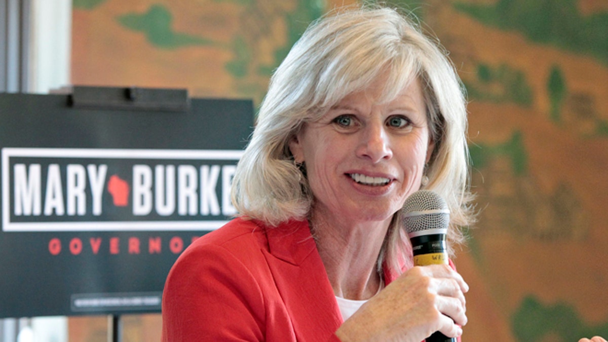 Dem candidate for Wisconsin governor denies claims she was fired from(01)