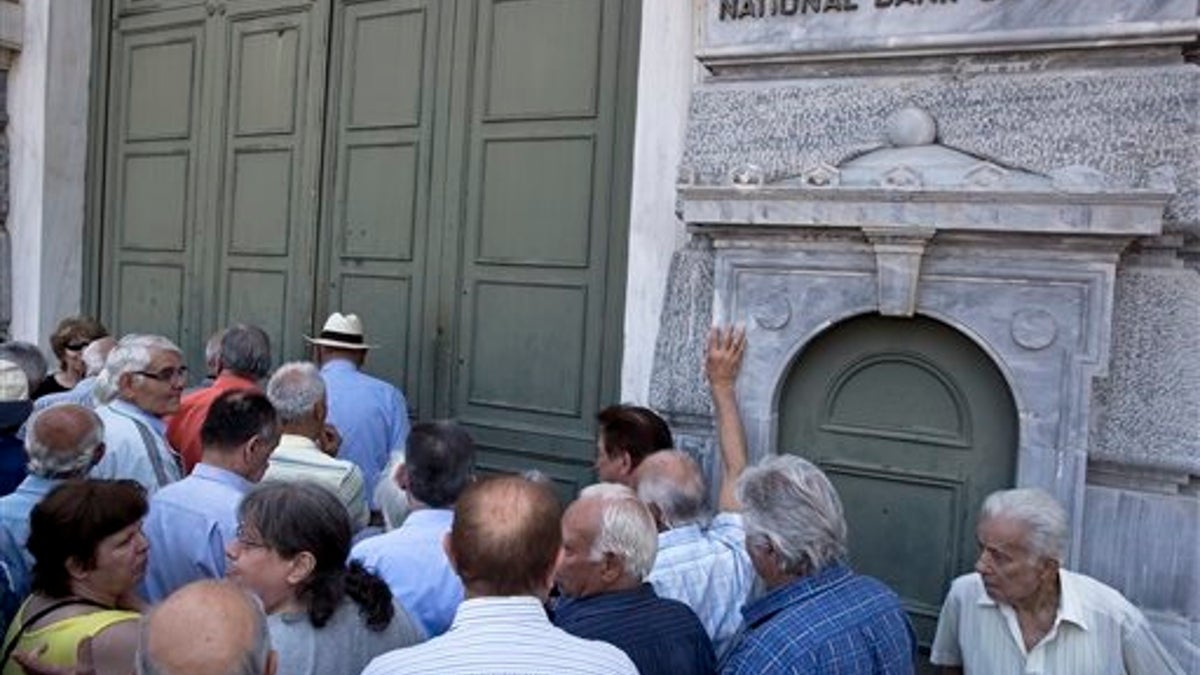 391a595b-Greece Bailout