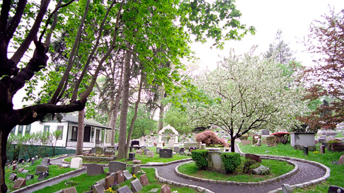 HISTORIC PET CEMETERY