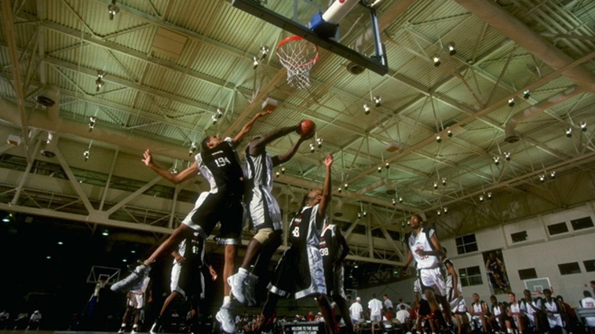 7801662P NIKE H.S. BBALL CAMP