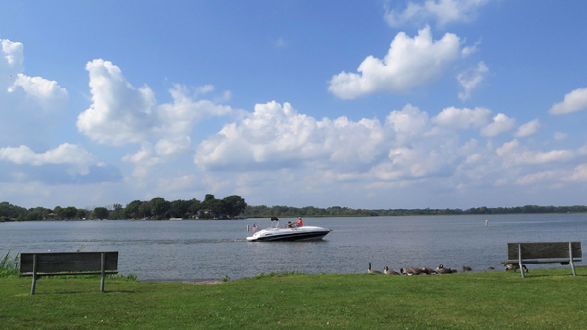Pencarian Illinois kemungkinan besar akan mempengaruhi liburan akhir pekan di kawasan resor danau