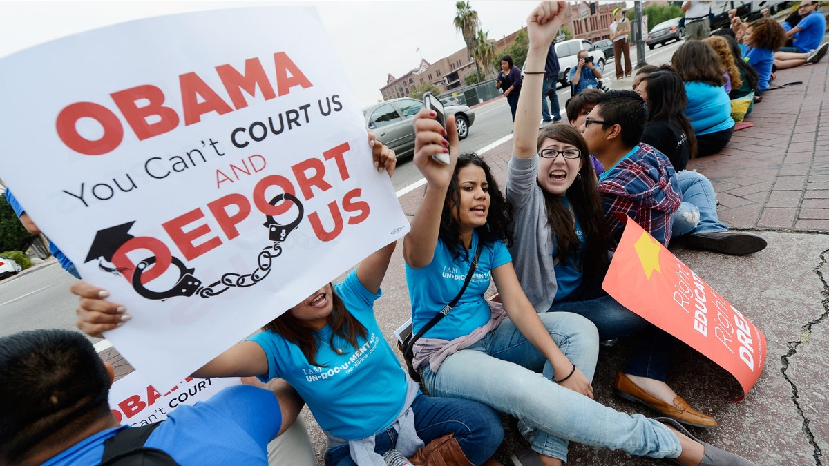 146487219KD008_DREAM_ACT_IM