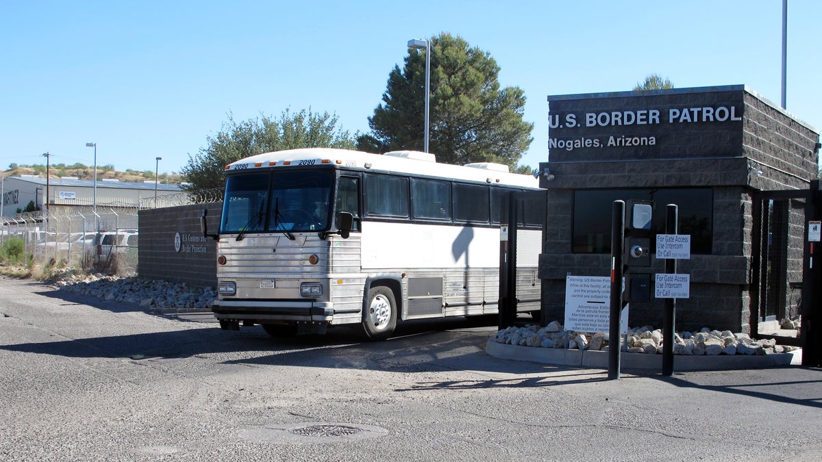 9bd63c83-Immigration Overload Arizona