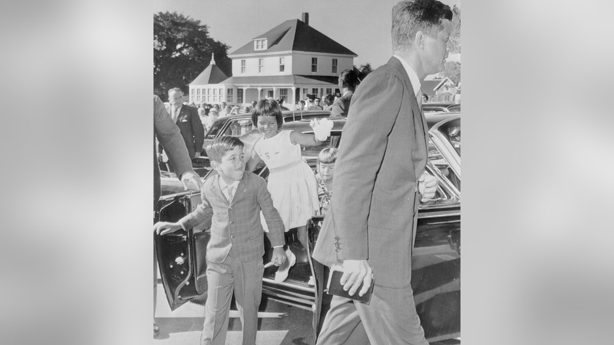 JFK CHRISTOPHER LAWFORD GETTY