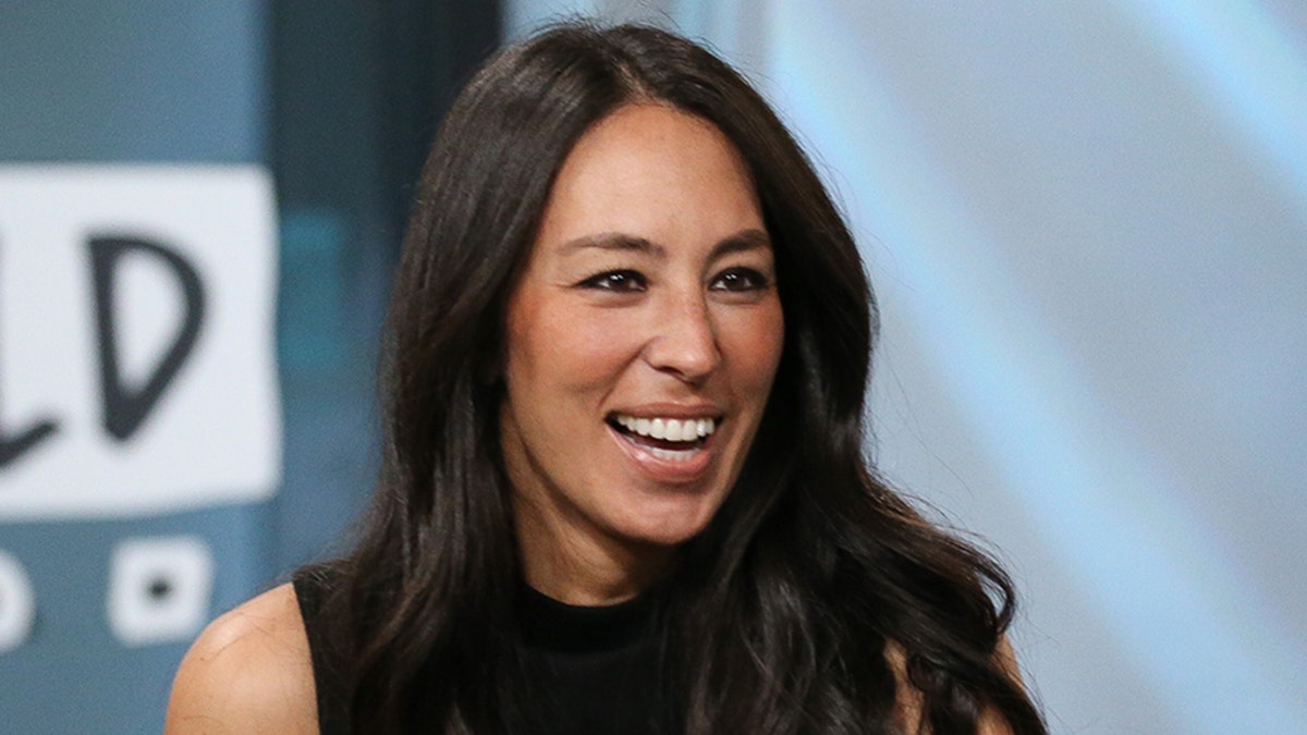 NEW YORK, NY - OCTOBER 18:  Joanna Gaines discusses new book, 