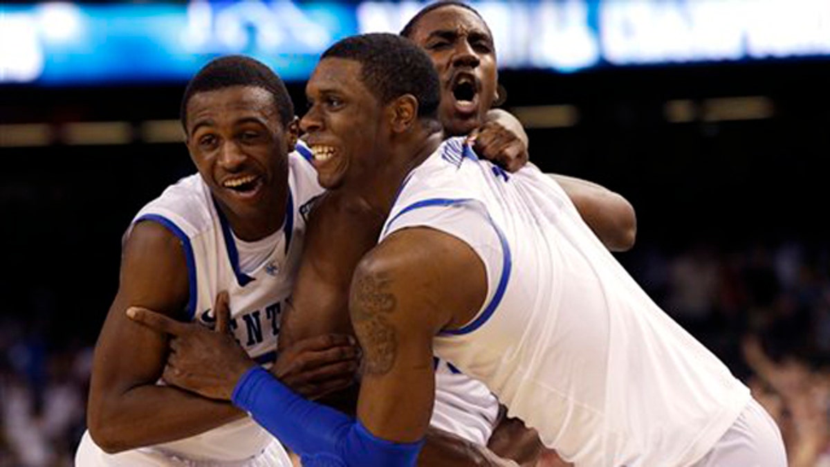 Kentucky Beats Kansas 67-59 To Win National Title