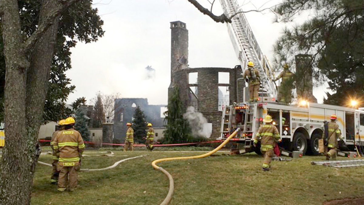 b00905cb-Mansion Fire