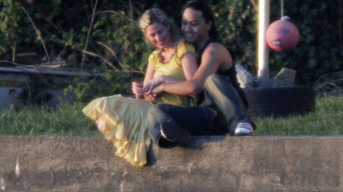 Mary Kay Letourneau and Vili Fualaau during a photo shoot at her beach front home April 27, 2006 in Normandy Park, Washington. Letourneau spent more than seven years in jail for having sex with Vili Fualaau when he was her 12-year old student. The two will celebrate their one-year wedding anniversary on May 20, 2006.  (Photo by Ron Wurzer/Getty Images)