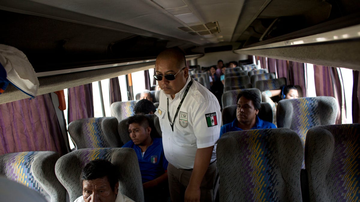 031c0233-Mexico Deportations