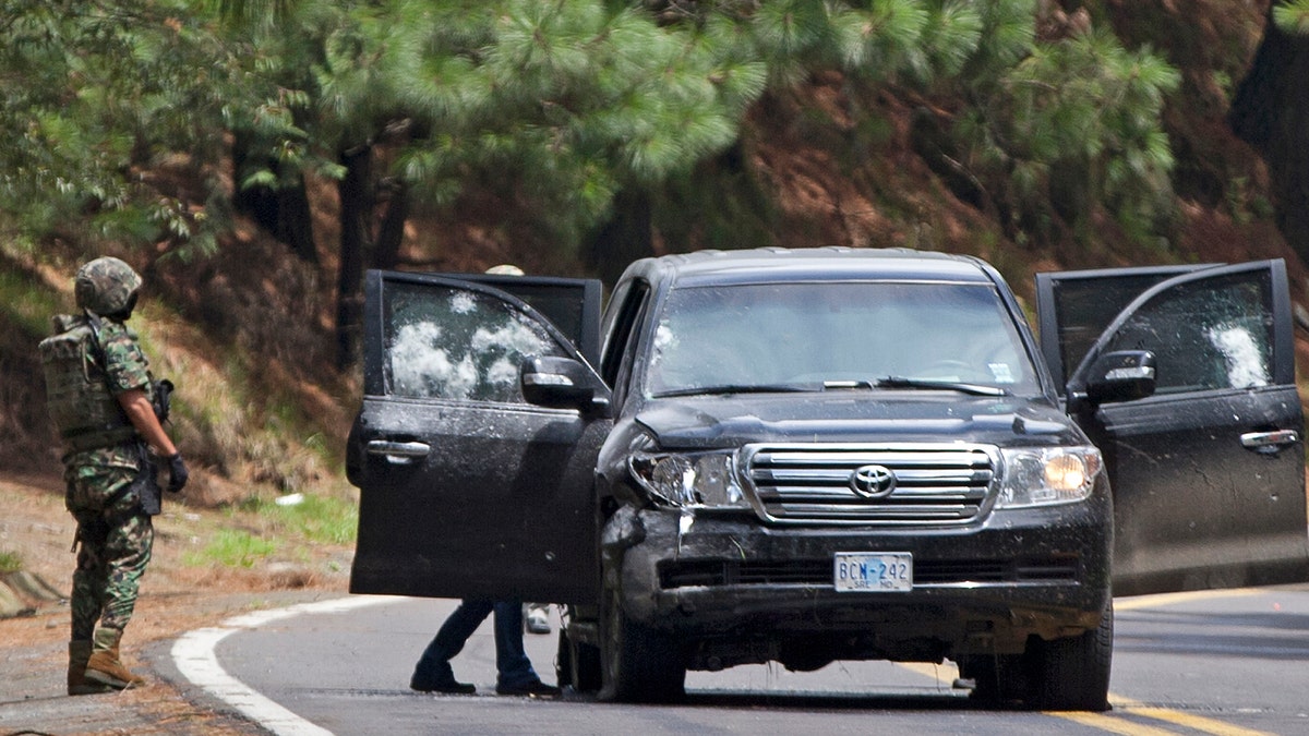 bb918171-Mexico Embassy Vehicle Shooting