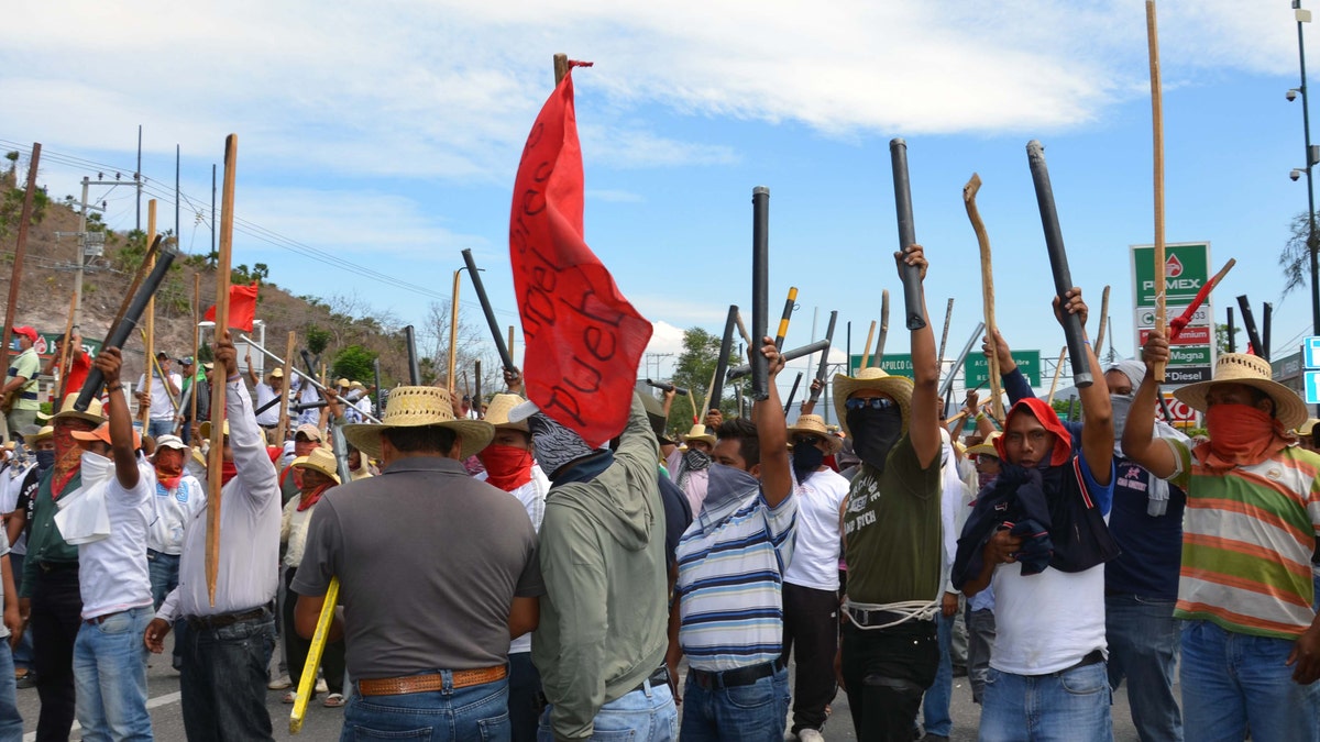 b729806b-Mexico Teachers Protests