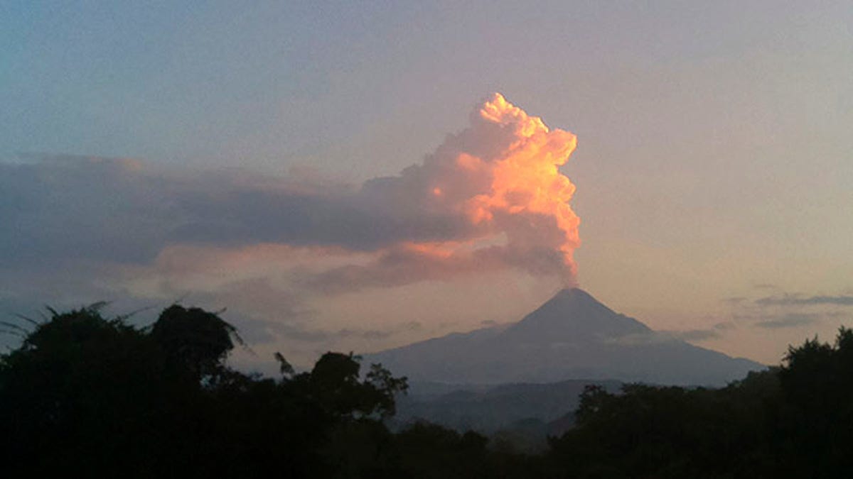 3ce34f22-Mexico Volcano