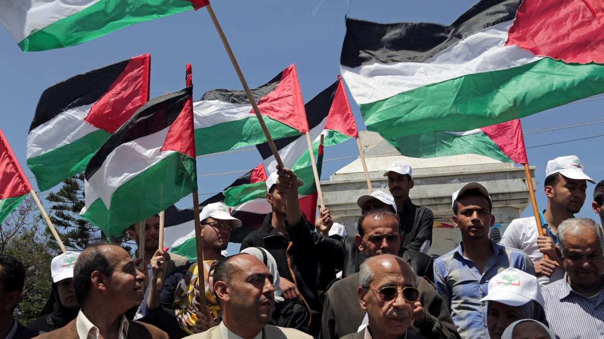 Mideast Palestinians Unity