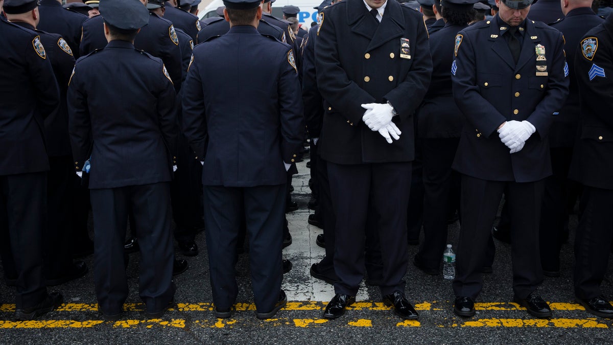 f2d02d23-NYPD Officers Shot