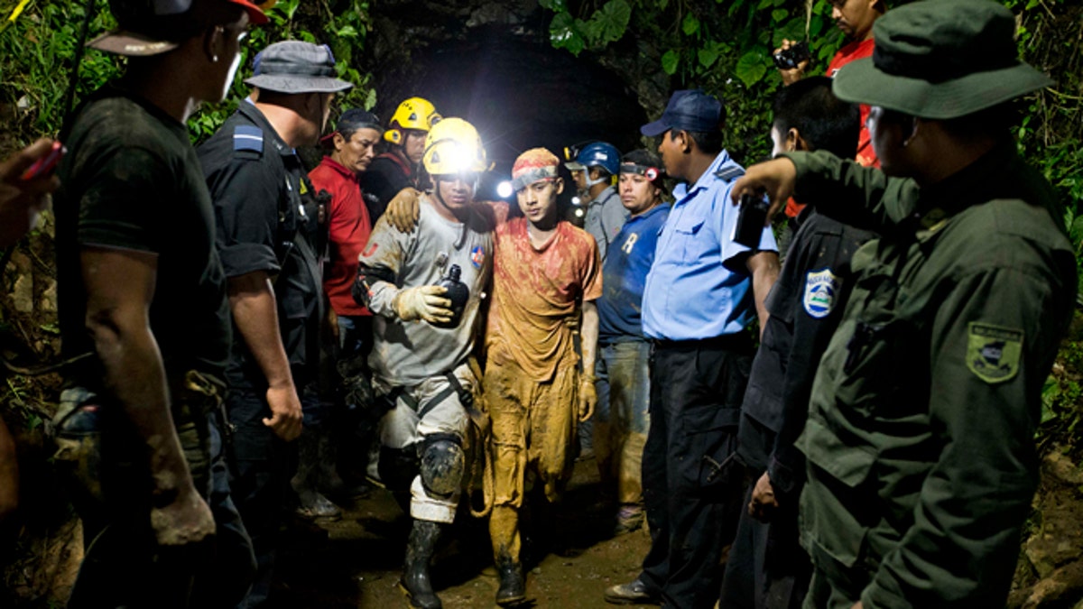 Nicaragua Miners Trapped