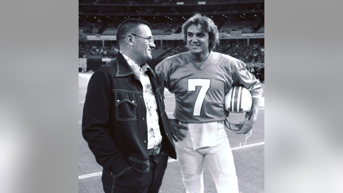 Obit Bum Phillips Football