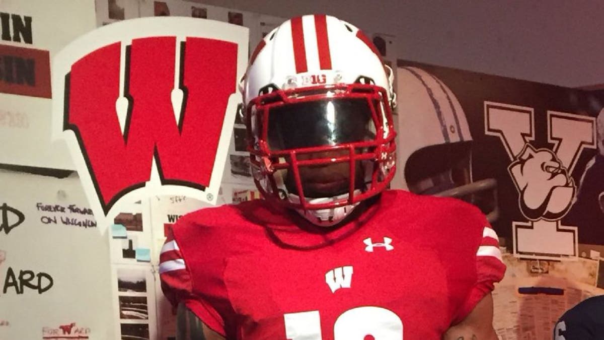 Wisconsin cheap football uniforms