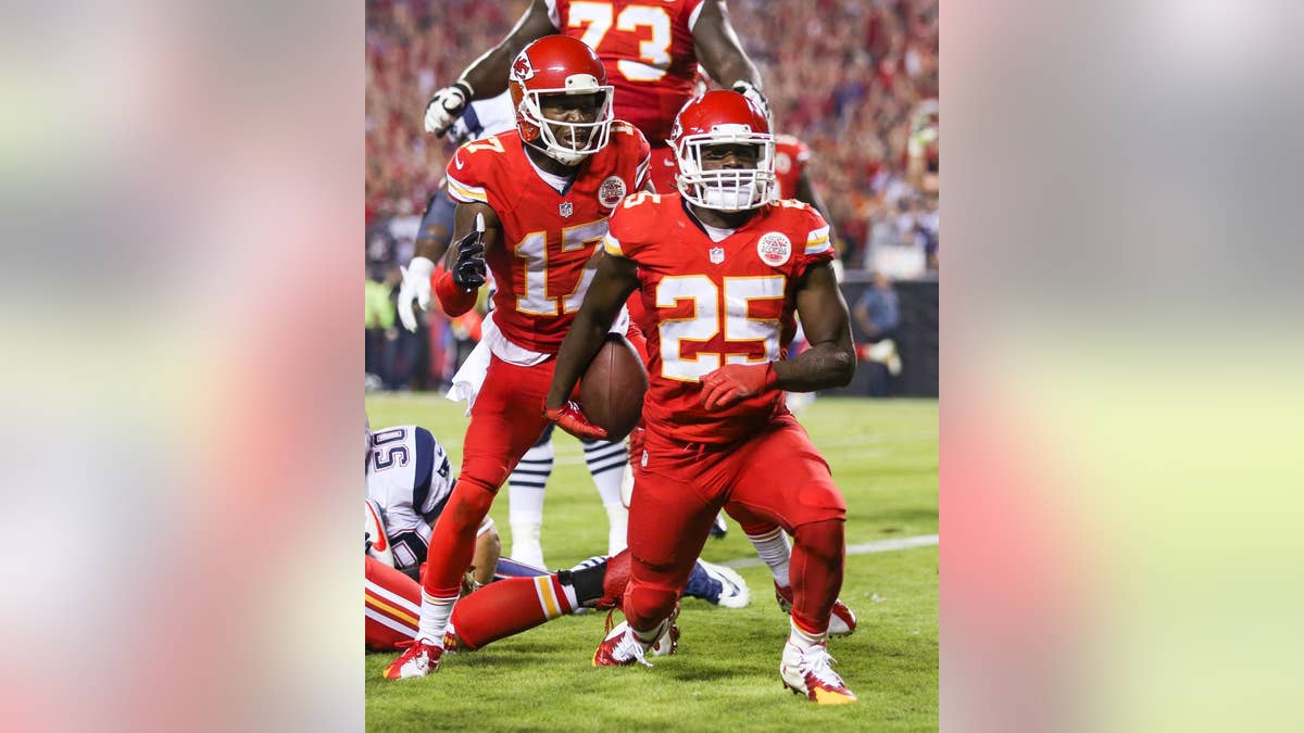 Jamaal Charles Ranks Third Among All Running Backs in Madden 16